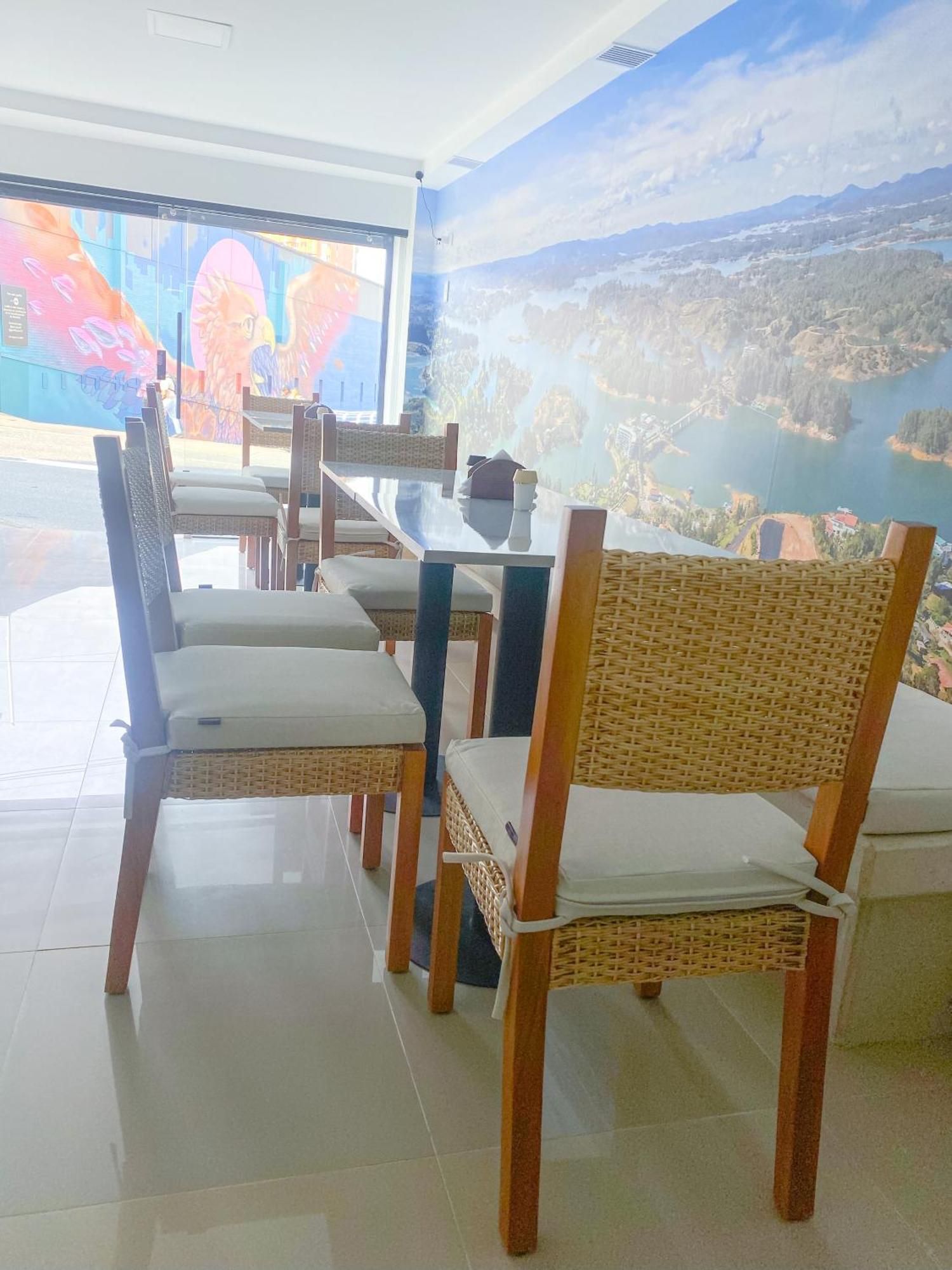 Maidy Luxury Hotel เมเดยิน ภายนอก รูปภาพ